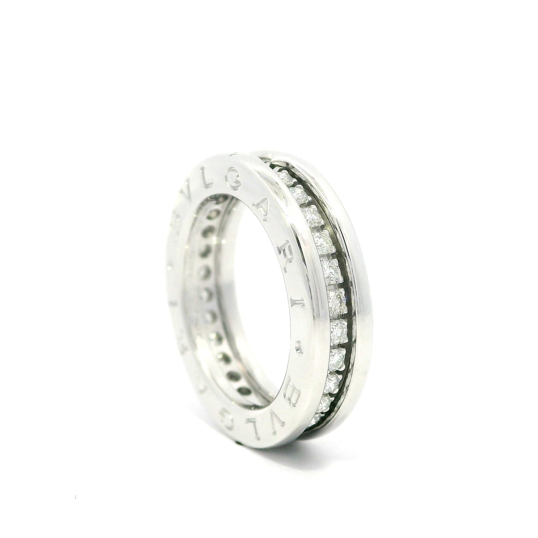 zero.bap。Engraved Club Ring The Club Ring with Diamonds