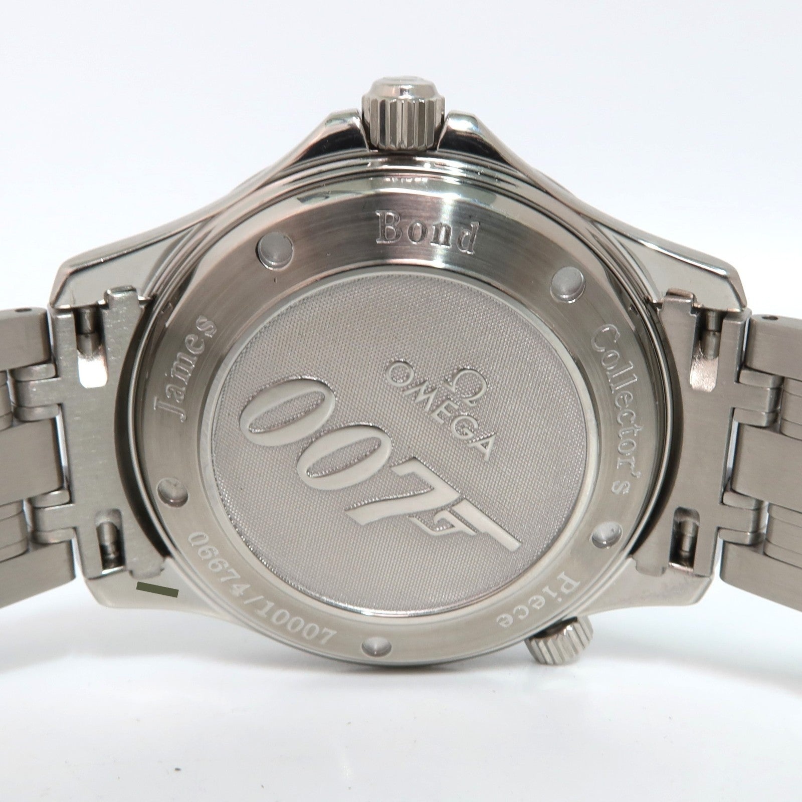 Omega Seamaster 007 James Bond 41MM Black Dial Automatic 212.30